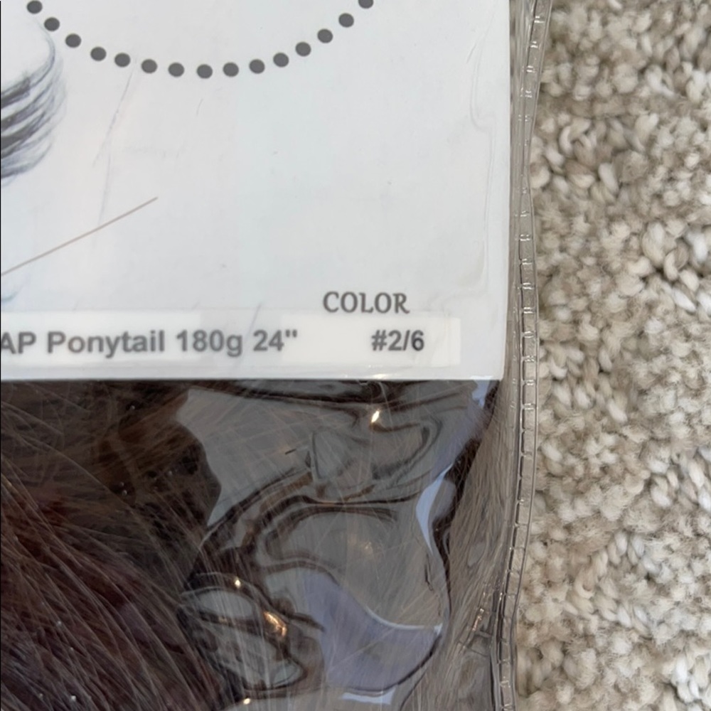 Bellami Wrap Ponytail 24" Caramel Swirl (2/6) - Picture 5 of 6